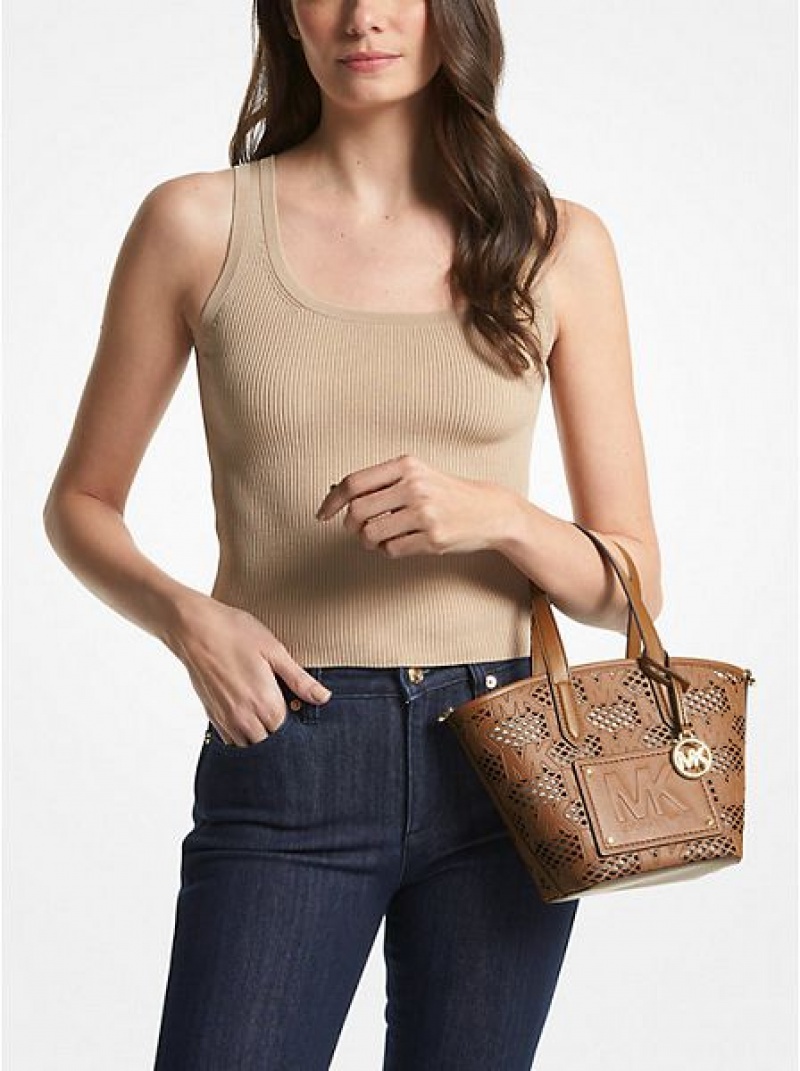 Bolso Tote Michael Kors Kimber Small 2-in-1 Perforated And Embossed Faux Cuero Mujer Marrones | 467598-NJW